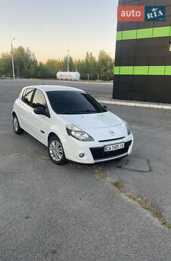 Хетчбек Renault Clio 2010 в Дніпрі