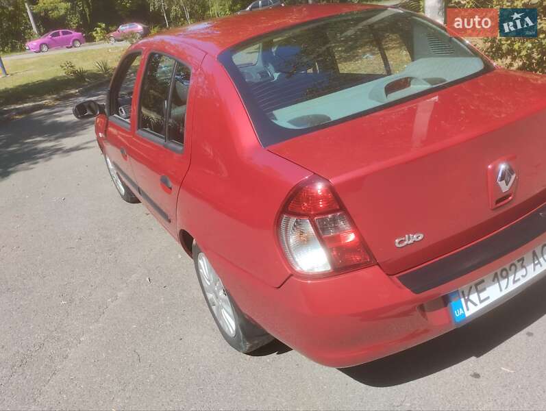 Седан Renault Clio 2007 в Днепре