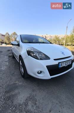Хетчбек Renault Clio 2012 в Запоріжжі