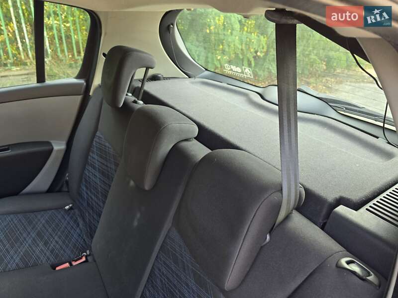 Хэтчбек Renault Clio 2006 в Виннице