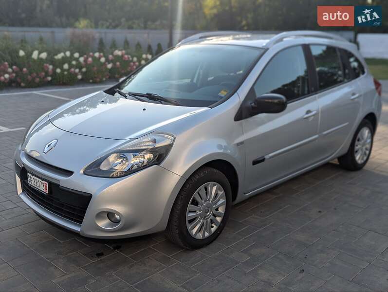 Универсал Renault Clio 2011 в 