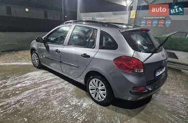 Хэтчбек Renault Clio 2009 в 