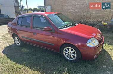 Хэтчбек Renault Clio 2001 в 