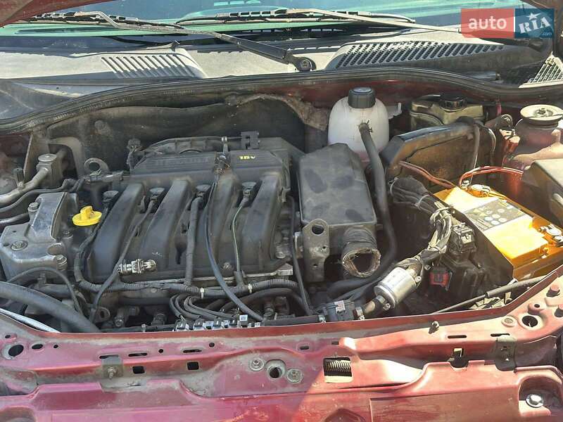 Хэтчбек Renault Clio 2001 в Черкассах