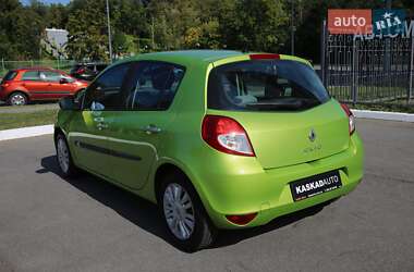 Хэтчбек Renault Clio 2009 в 