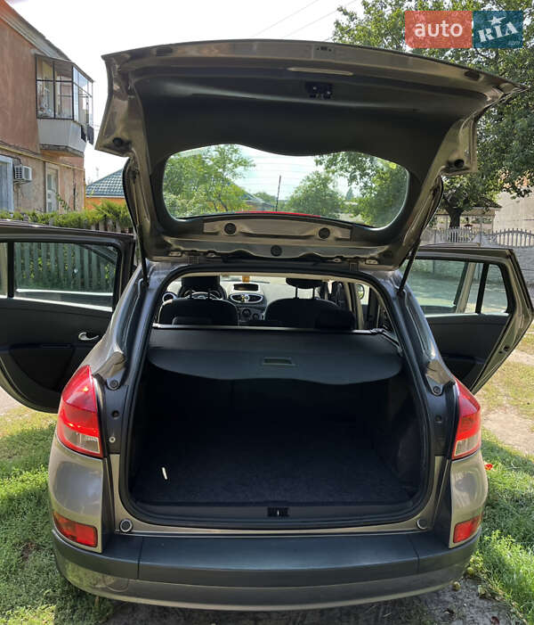 Универсал Renault Clio 2012 в Чернигове фото 5 Универсал Renault Clio 2012 в Чернигове