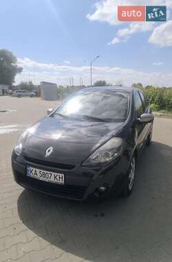 Хетчбек Renault Clio 2011 в Шостці