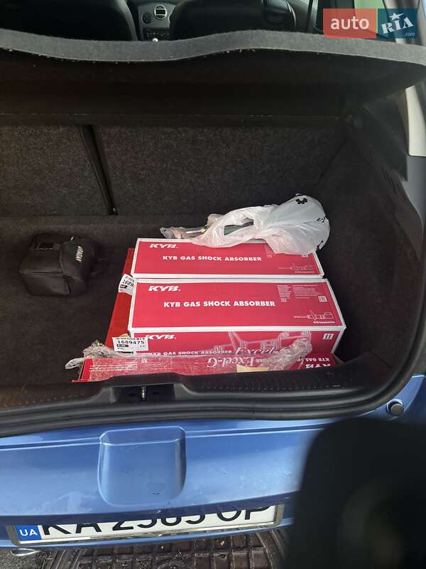 Хетчбек Renault Clio 2009 в Києві фото 25 Хетчбек Renault Clio 2009 в Києві