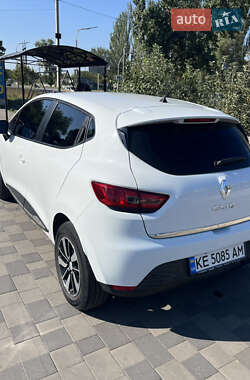 Хэтчбек Renault Clio 2014 в 