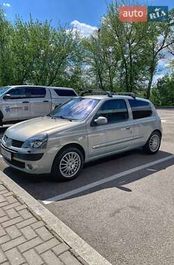 Хетчбек Renault Clio 2004 в Києві