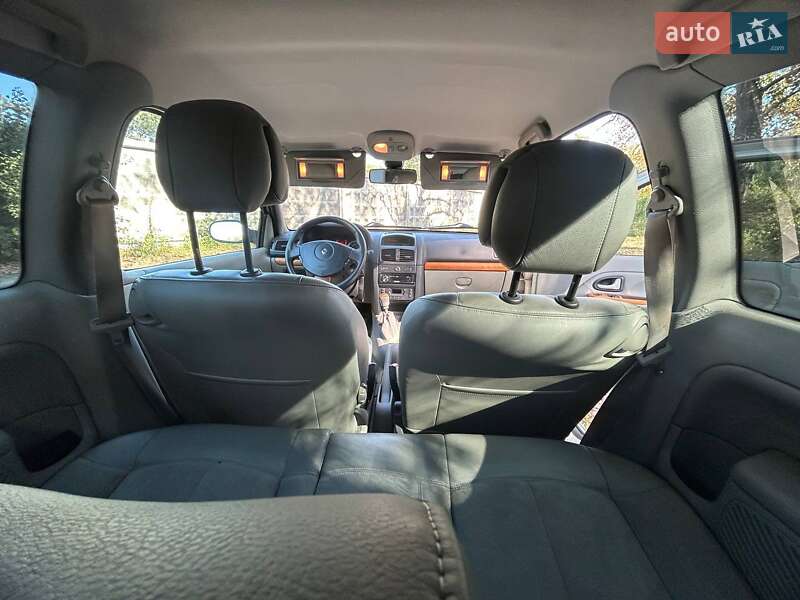 Хэтчбек Renault Clio 2004 в Киеве фото 19 Хэтчбек Renault Clio 2004 в Киеве