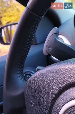Хэтчбек Renault Clio 2007 в 