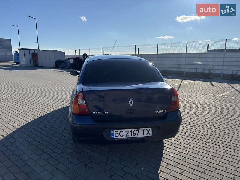 Хэтчбек Renault Clio 2003 в Львове