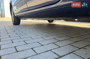 Хетчбек Renault Clio 2003 в 