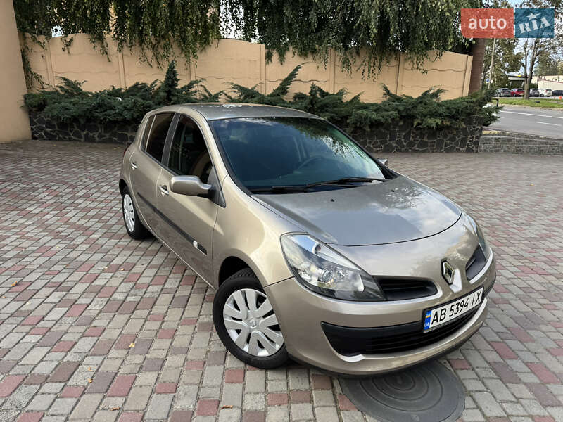Хетчбек Renault Clio 2008 в Рівному