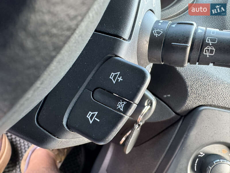 Хетчбек Renault Clio 2008 в Рівному