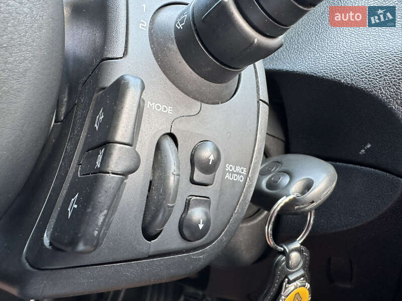 Хетчбек Renault Clio 2008 в Рівному