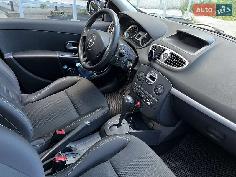 Хэтчбек Renault Clio 2011 в Коломые фото 7 Хэтчбек Renault Clio 2011 в Коломые