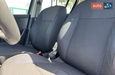 Хэтчбек Renault Clio 2008 в 