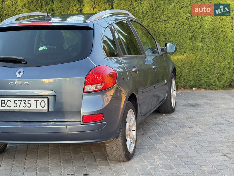 Универсал Renault Clio 2009 в Самборе