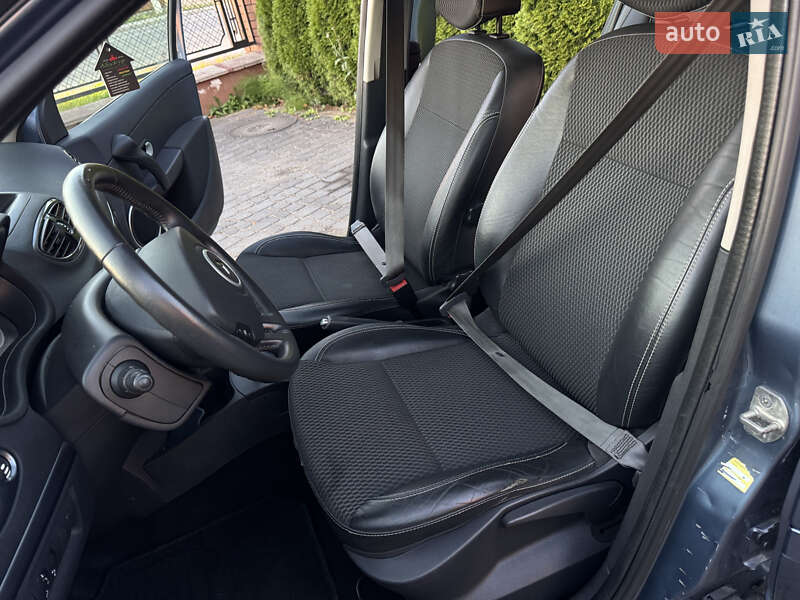 Универсал Renault Clio 2009 в Самборе