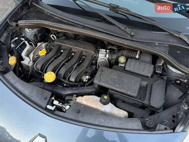 Универсал Renault Clio 2009 в Самборе