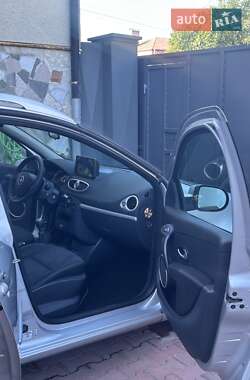 Универсал Renault Clio 2009 в 