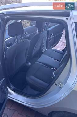 Универсал Renault Clio 2009 в 