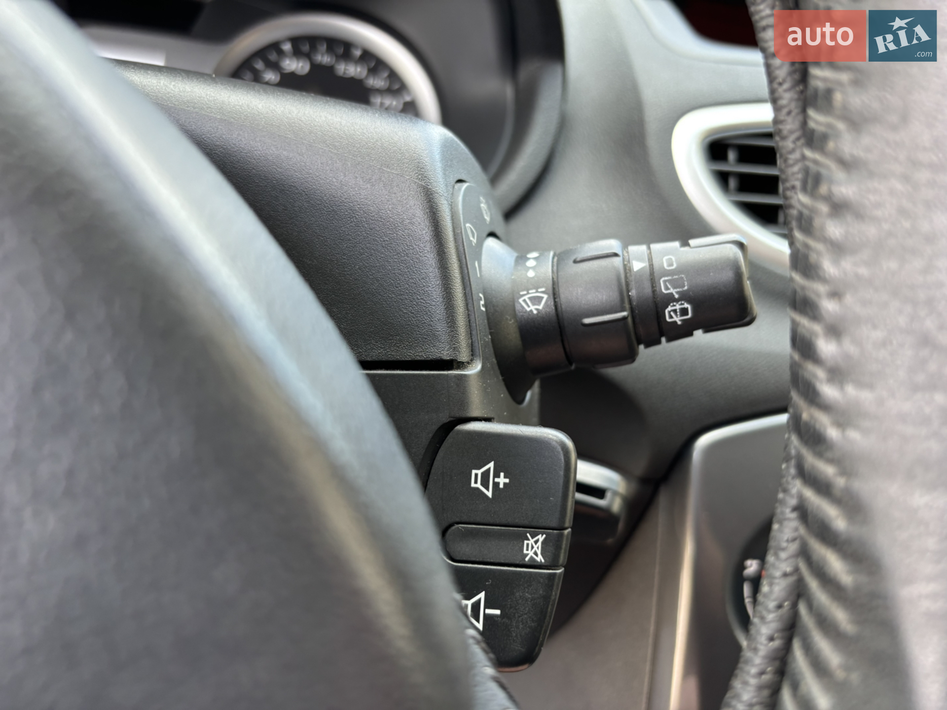 2012 Renault Clio - мініатюра 17