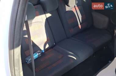Хэтчбек Renault Clio 2011 в 