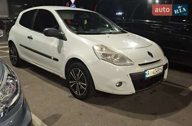Хэтчбек Renault Clio 2011 в Киеве