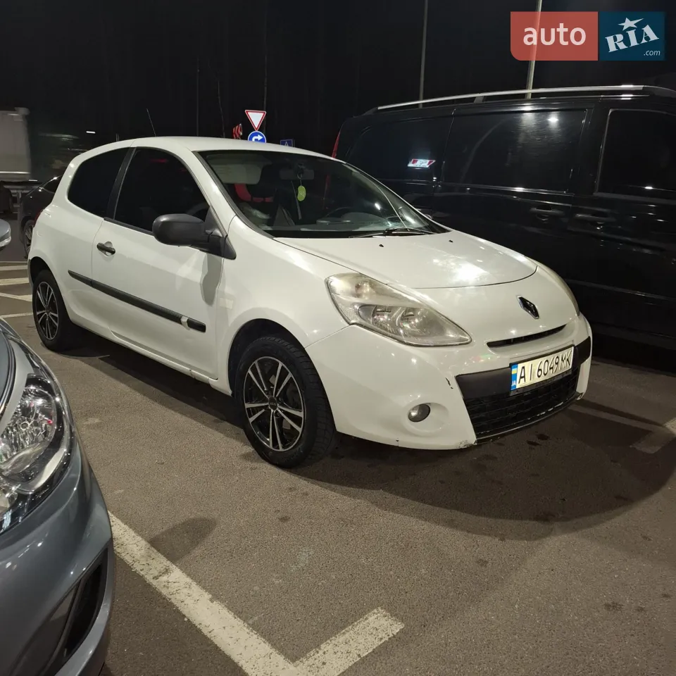 2010 Renault Clio - мініатюра 23