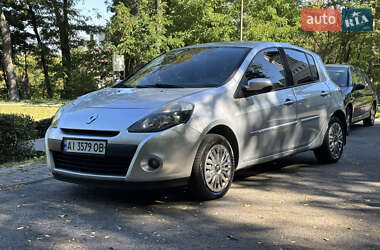 Хэтчбек Renault Clio 2011 в Киеве
