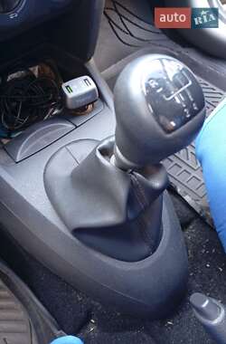 Седан Renault Clio 2007 в 