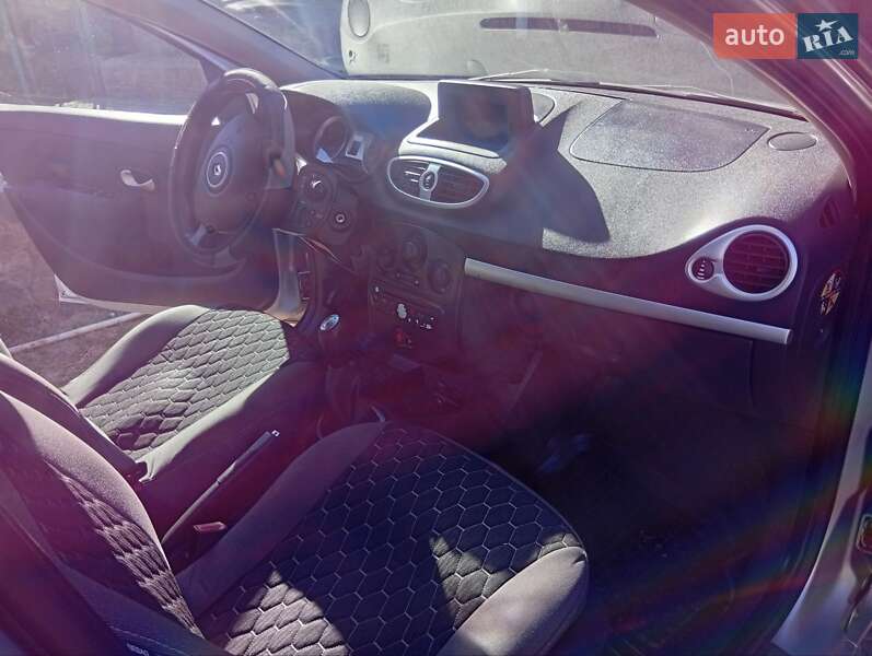 Универсал Renault Clio 2010 в Виннице фото 18 Универсал Renault Clio 2010 в Виннице