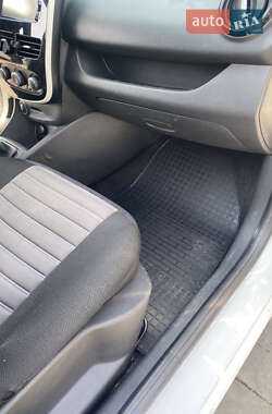 Универсал Renault Clio 2015 в 