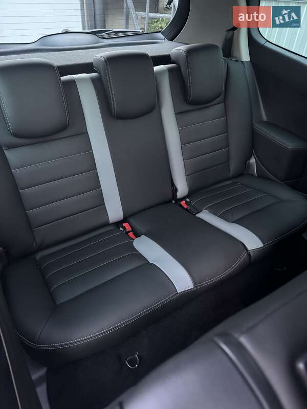 Хетчбек Renault Clio 2009 в Києві фото 19 Хетчбек Renault Clio 2009 в Києві