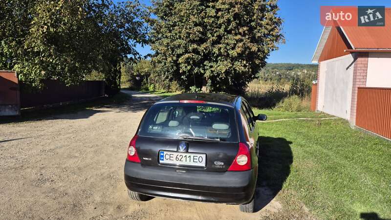 Хэтчбек Renault Clio 2006 в Черновцах