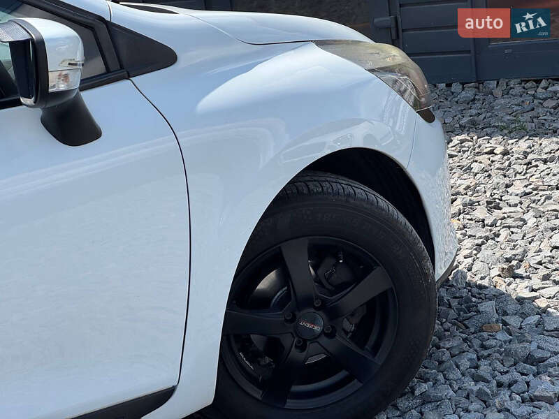 Универсал Renault Clio 2015 в Стрые