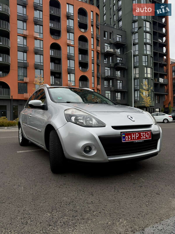Универсал Renault Clio 2011 в Киеве