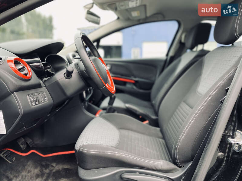 Хэтчбек Renault Clio 2014 в Киеве