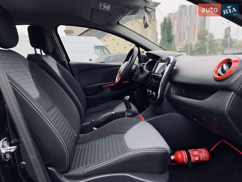 Хэтчбек Renault Clio 2014 в Киеве