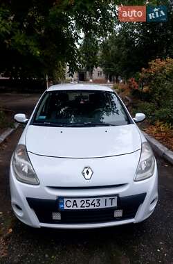 Хэтчбек Renault Clio 2010 в Черкассах