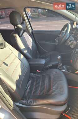 Универсал Renault Clio 2010 в 