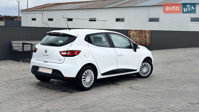 Хэтчбек Renault Clio 2015 в Брошневе-Осаде