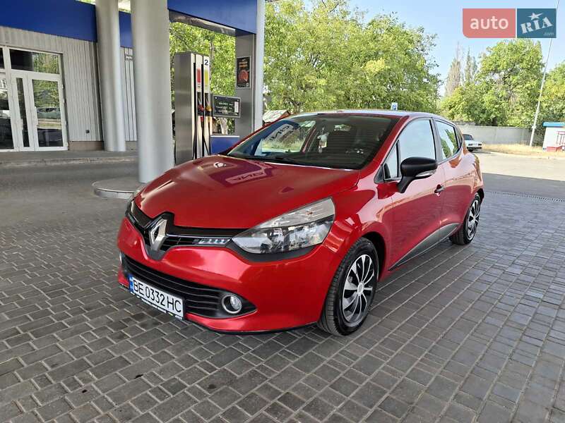 Хетчбек Renault Clio 2016 в 