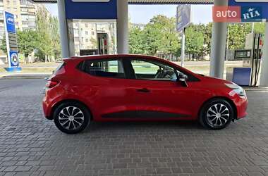 Хетчбек Renault Clio 2016 в 