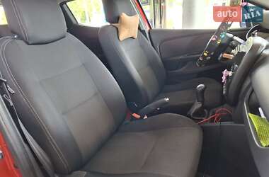 Хетчбек Renault Clio 2016 в 