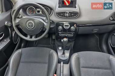 Хэтчбек Renault Clio 2012 в 