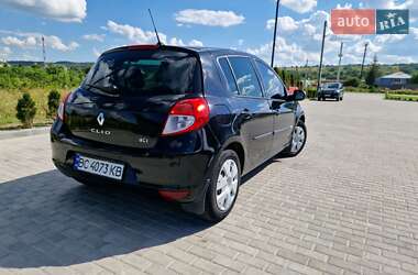 Хетчбек Renault Clio 2012 в 